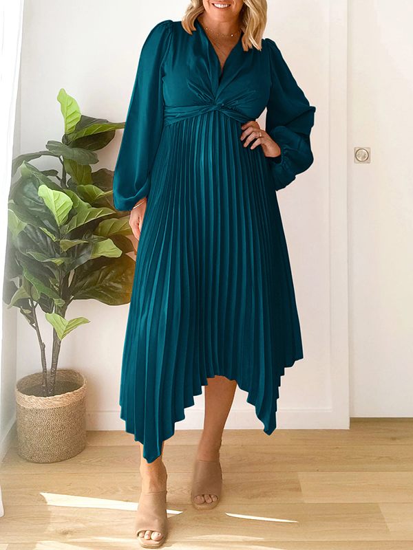 Twisted Front Pleated Dress